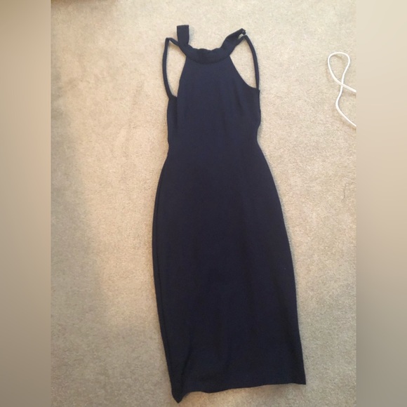 By the way Sadie backless midi dress! Worn once no flaws xs bought from revolve - Picture 3 of 4